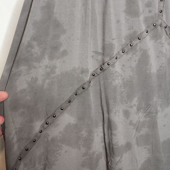 5X 28W Torrid Grey Tie dye Studded Swing Cami Silver Challis Dark Grey rock punk - Picture 3 of 8